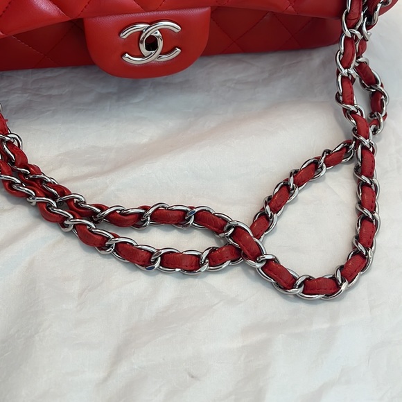 Chanel Quilted Jumbo Double Flap Bag - Picture 14 of 16